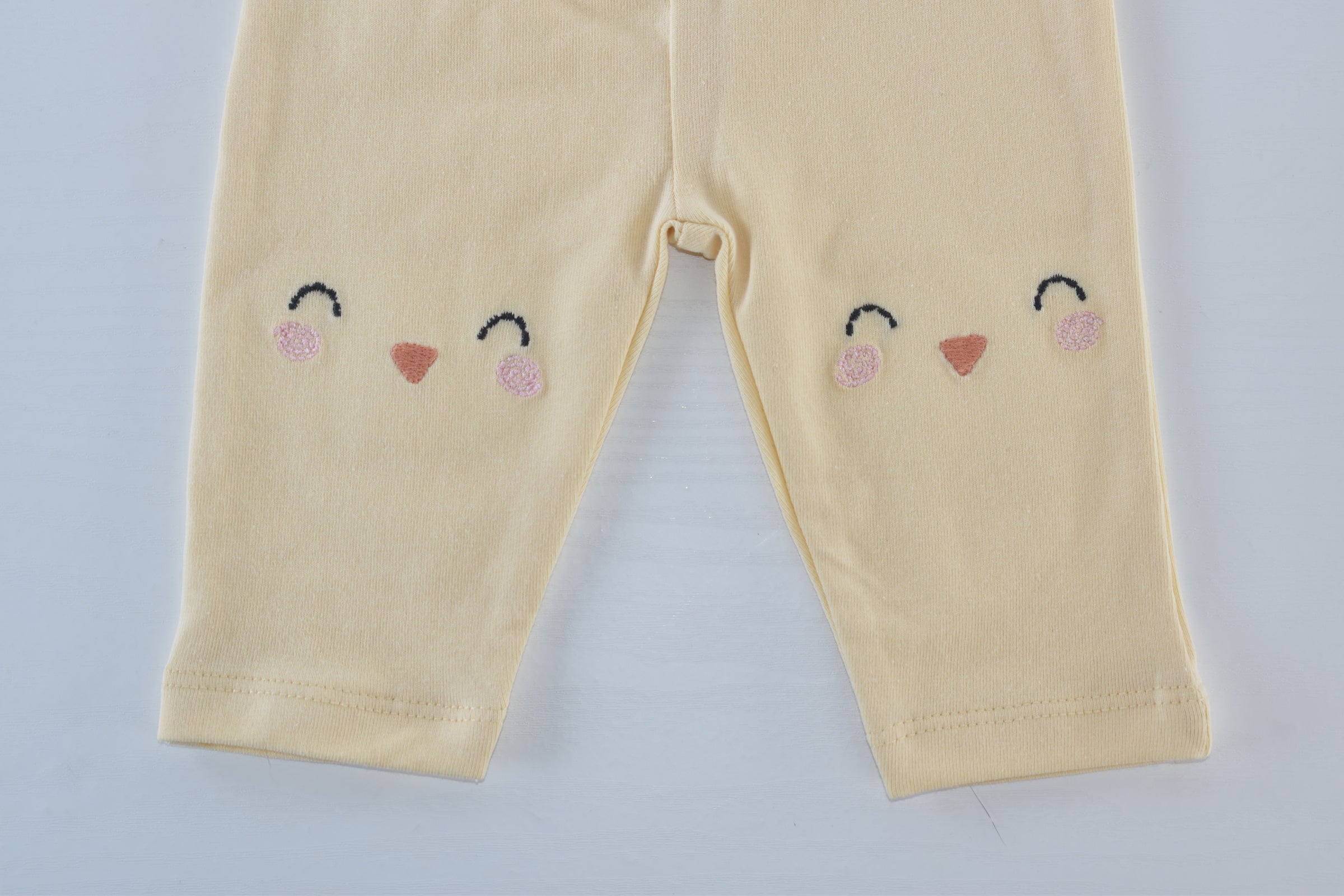 Legging brodé poussin