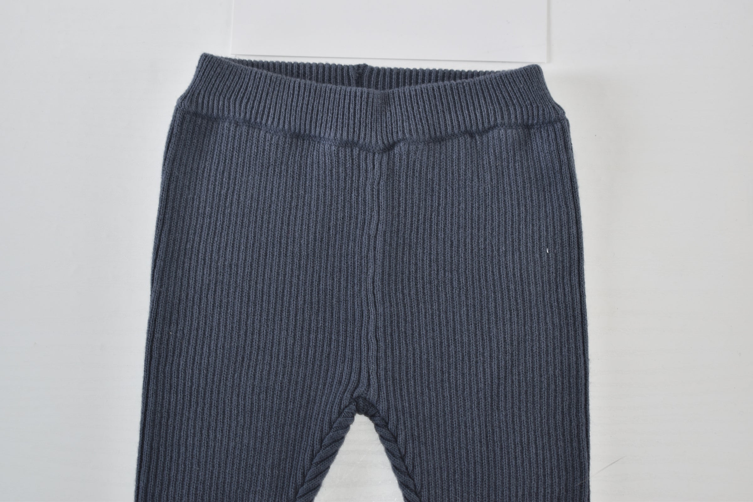Grey ribbed cotton leggings