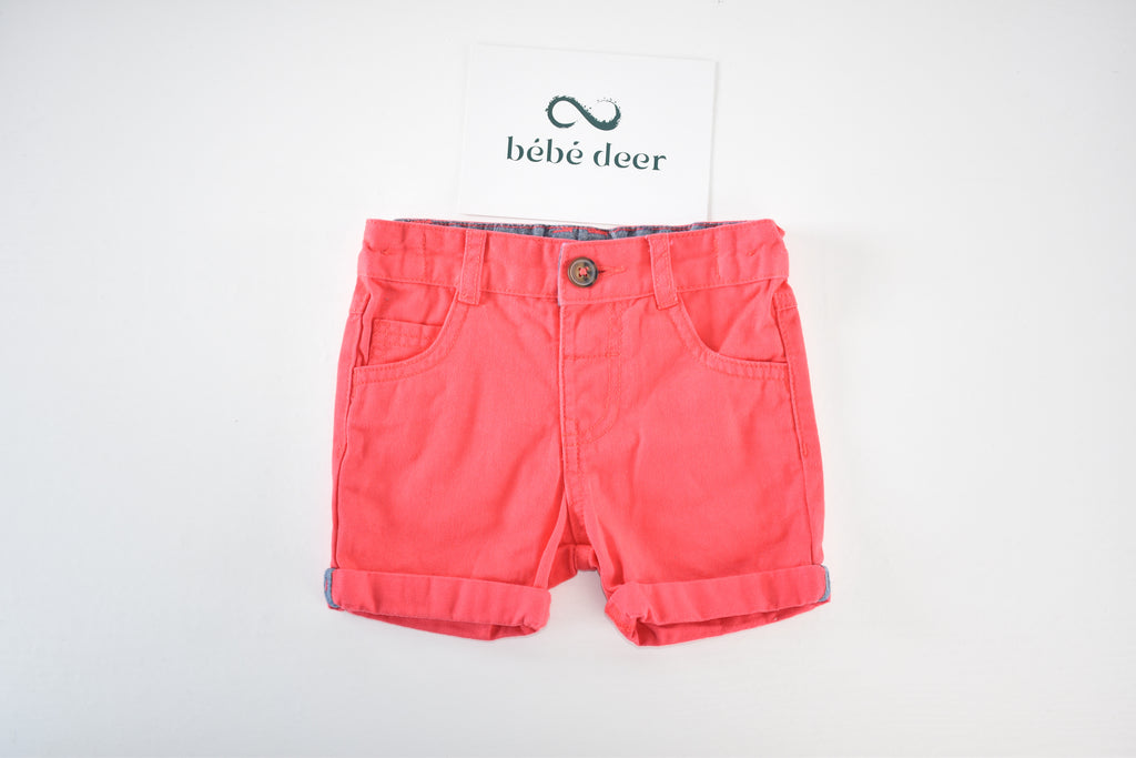 Red shorts with adjustable waistband,