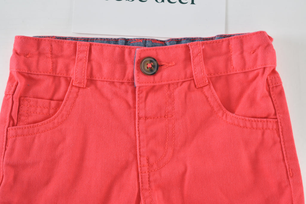 Red shorts with adjustable waistband,