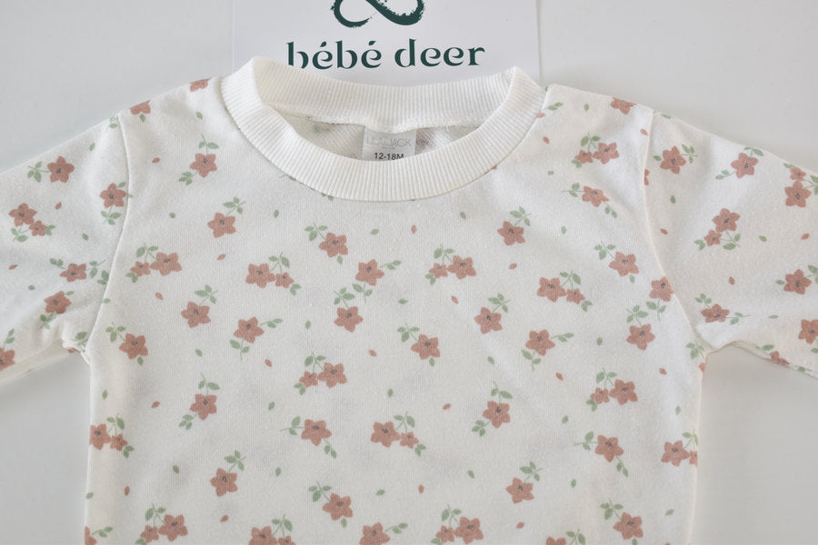 Floral lightweight jumper