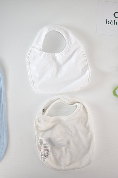 Set of 8 baby boy bibs