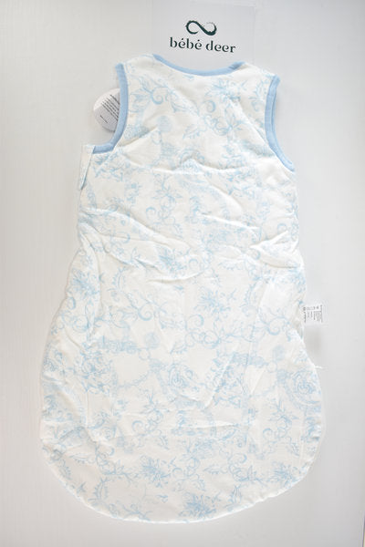 Quilted sleeping bag with double zip