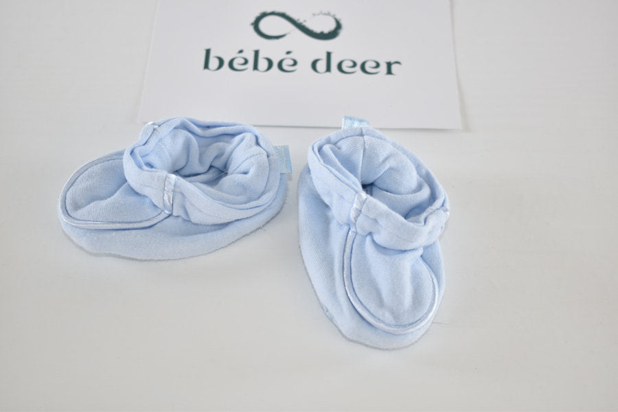 Blue lined baby booties newborn