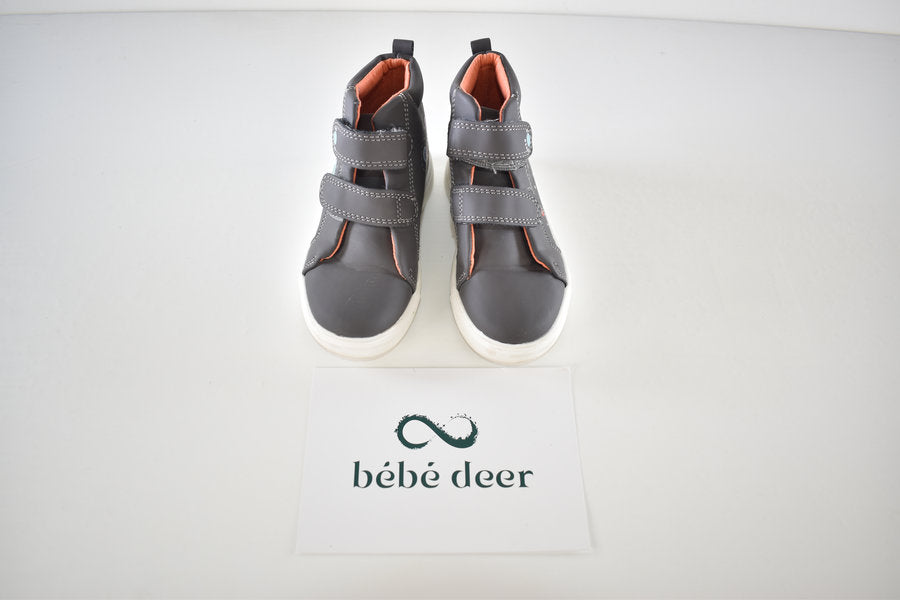 Hey Duggee space high top shoes size 7 (24)