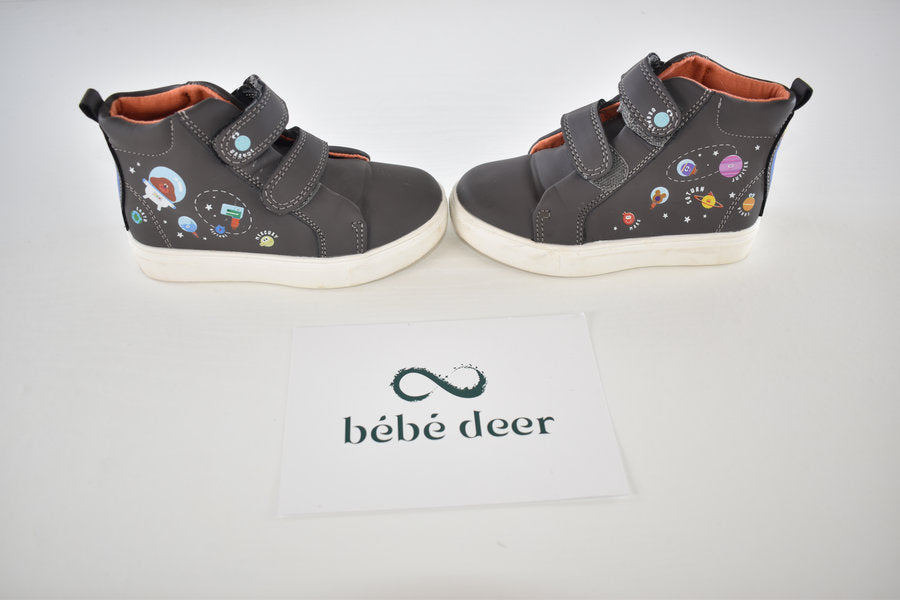 Hey Duggee space high top shoes size 7 (24)