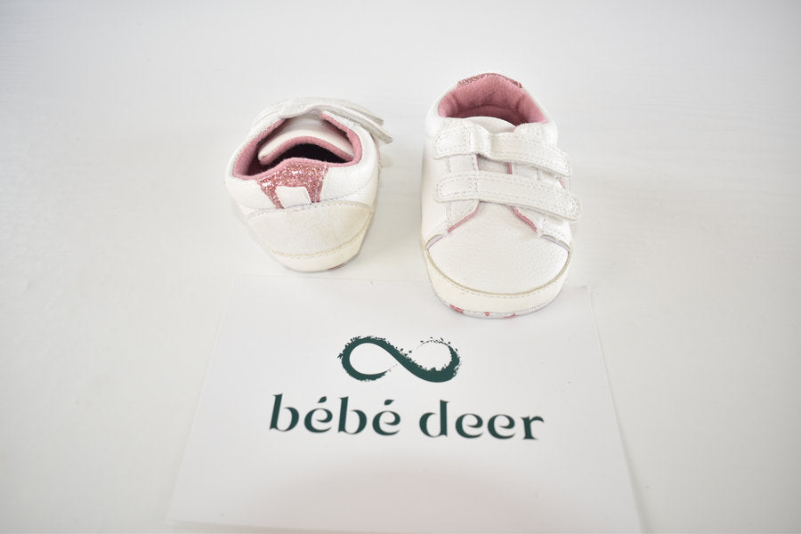 White prewalker shoes with pink star 6/9 months
