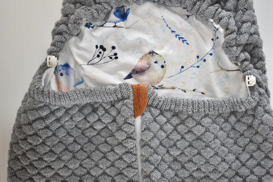 Mi Mi Xiong grey knitted footmuff / baby nest