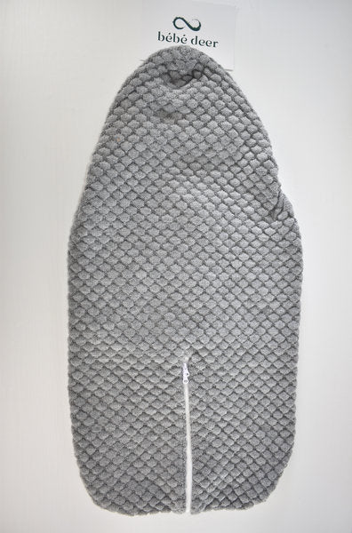 Mi Mi Xiong grey knitted footmuff / baby nest