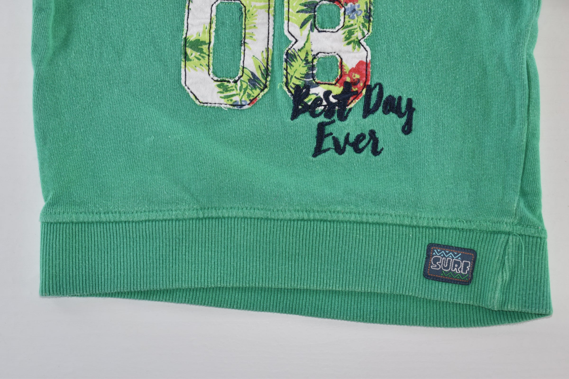 Green "Summer 08 Best day ever" jumper