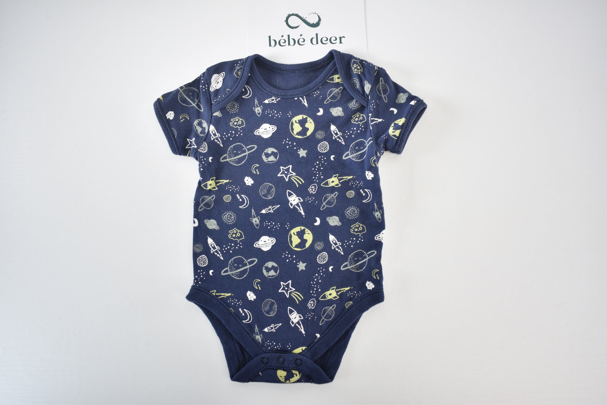 Set of 4 patterned bodysuits