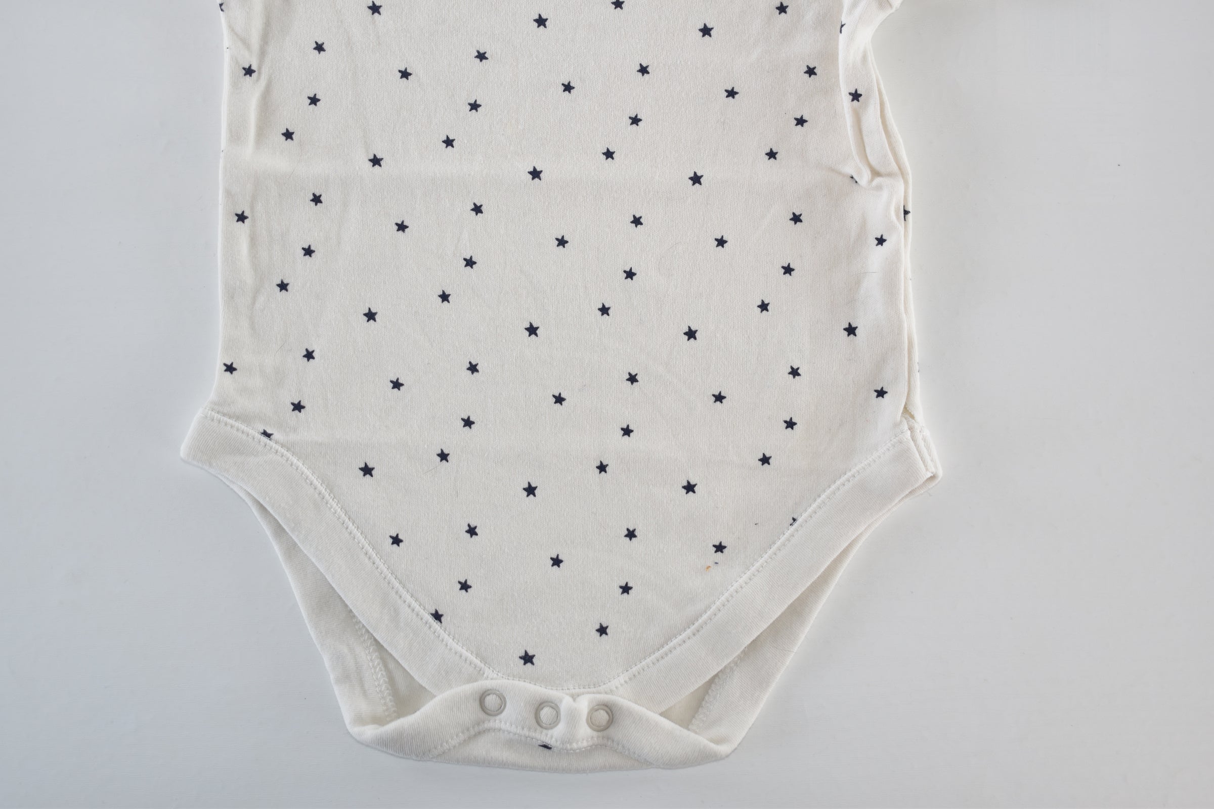 Set of 4 patterned bodysuits