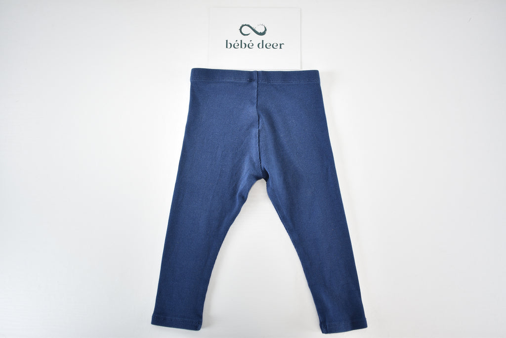 Blue ribbed leggings