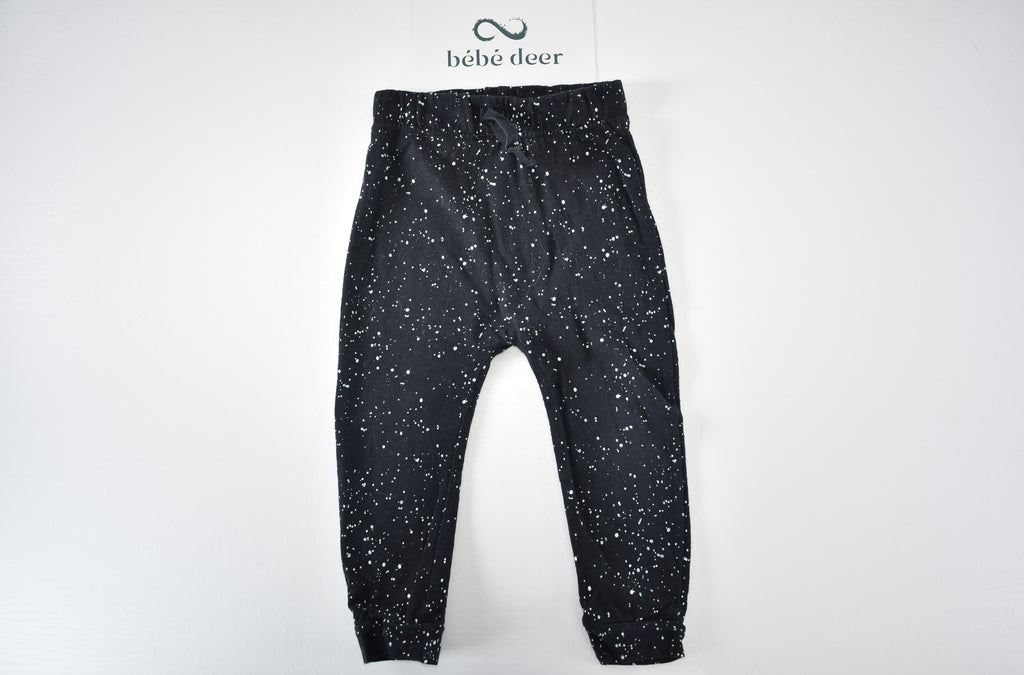 Speckled black trousers