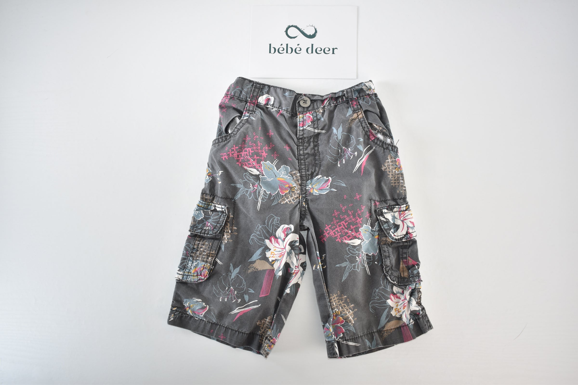 Floral cargo shorts
