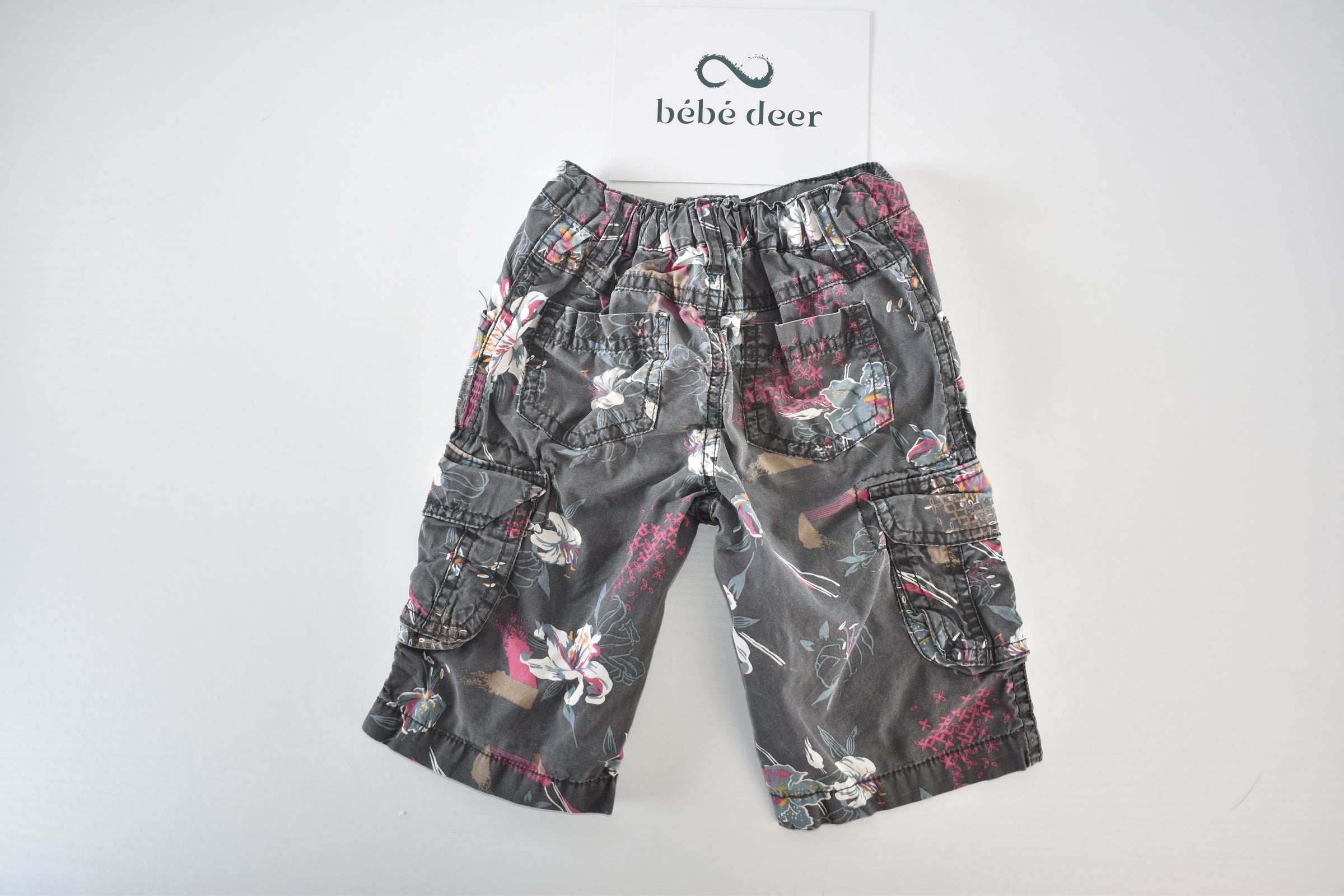 Floral cargo shorts
