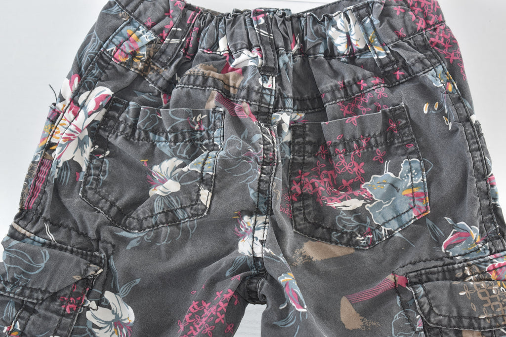 Floral cargo shorts