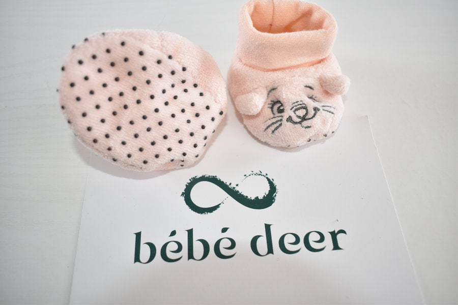 Pink kitten soft baby booties newborn