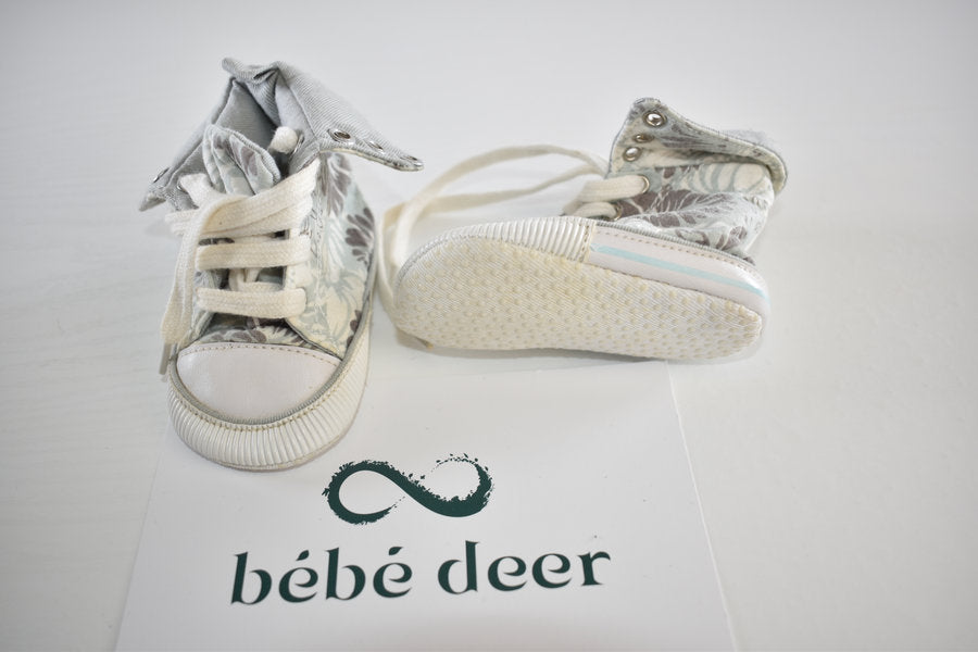 Floral soft sole high top shoes