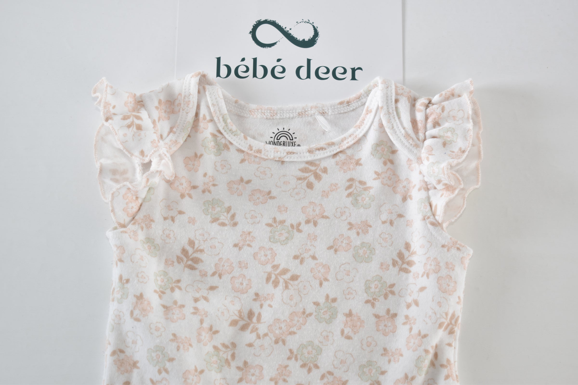 Floral frill sleeve bodysuit