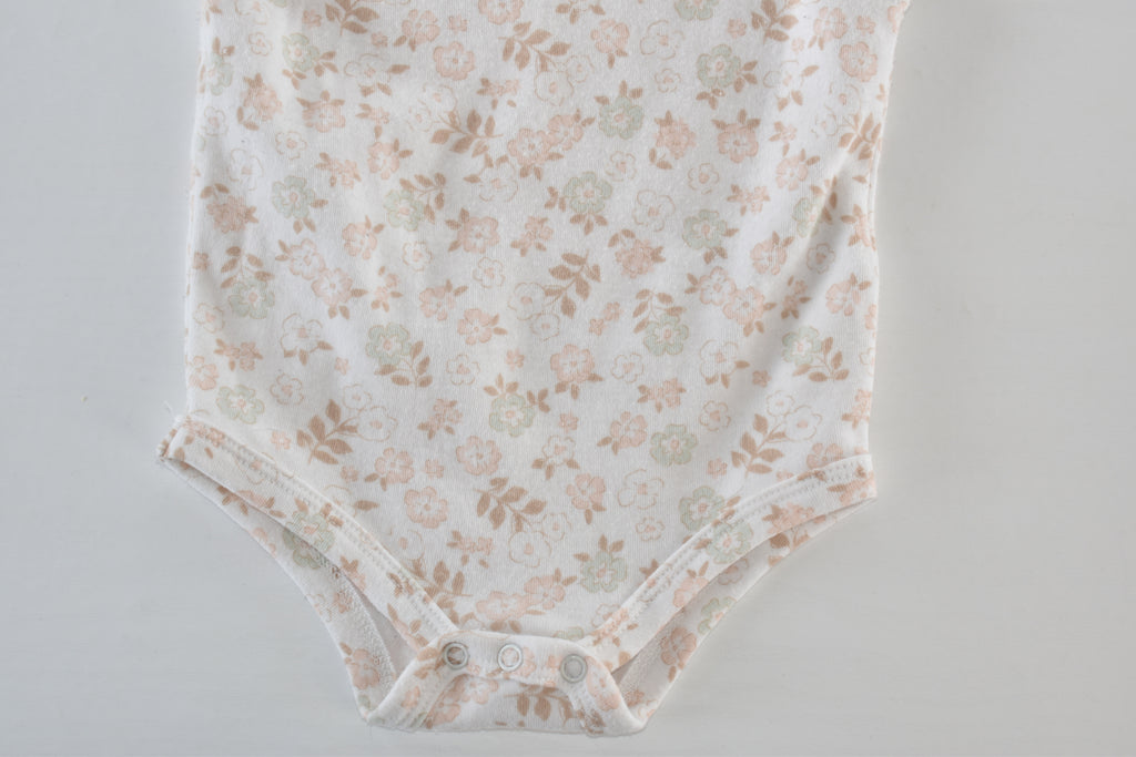 Floral frill sleeve bodysuit