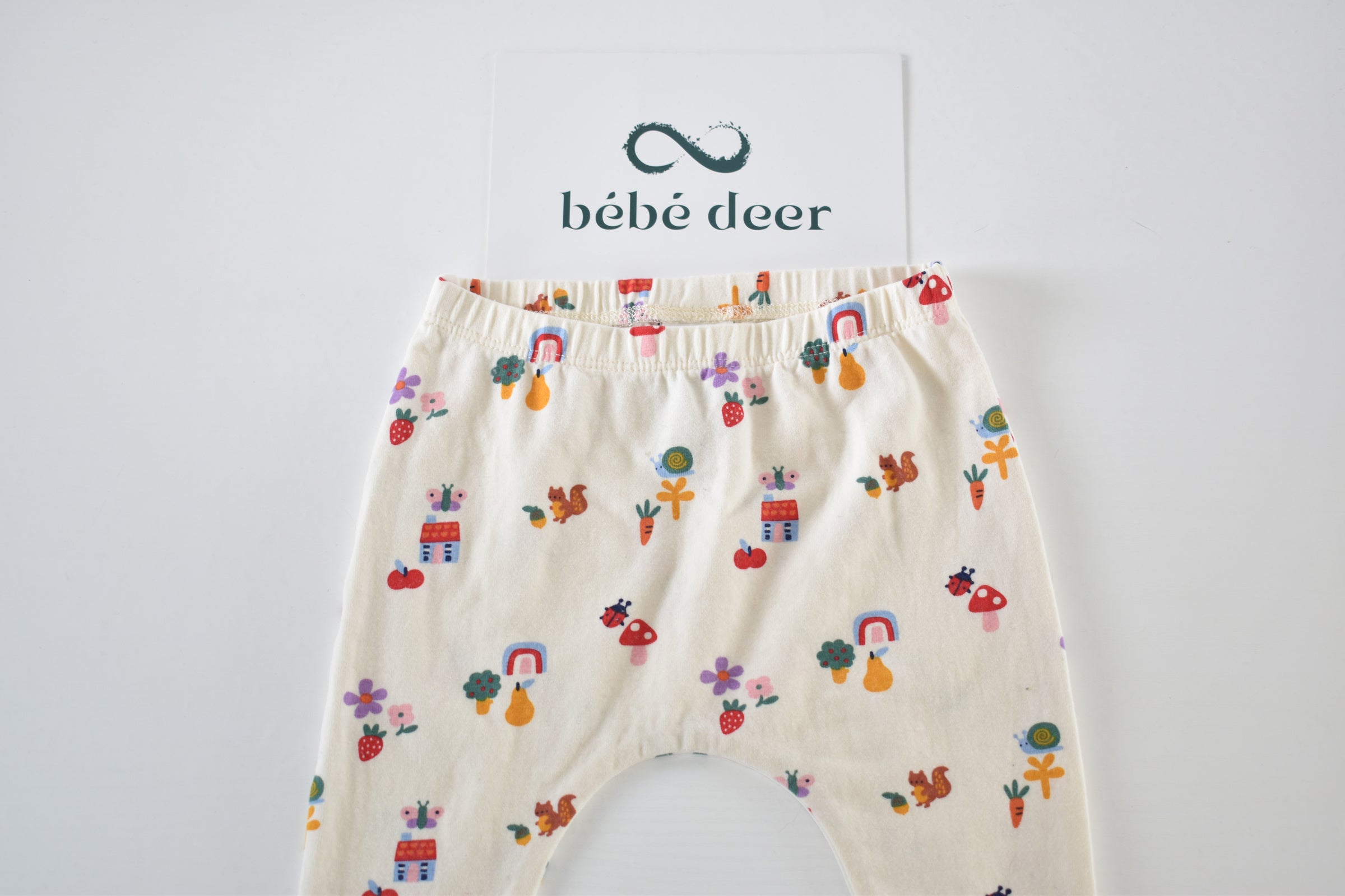 Cream print leggings