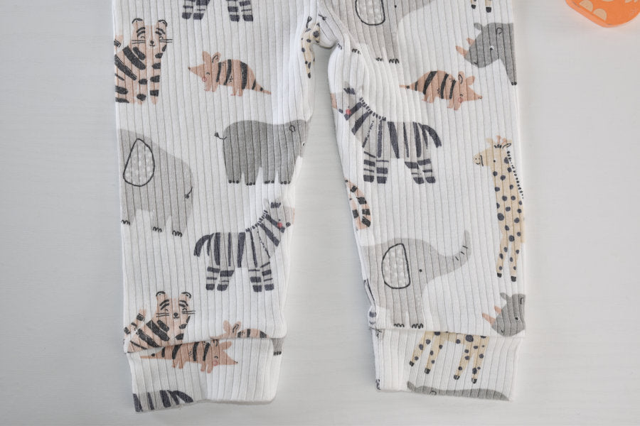 Trousers with safari animal print