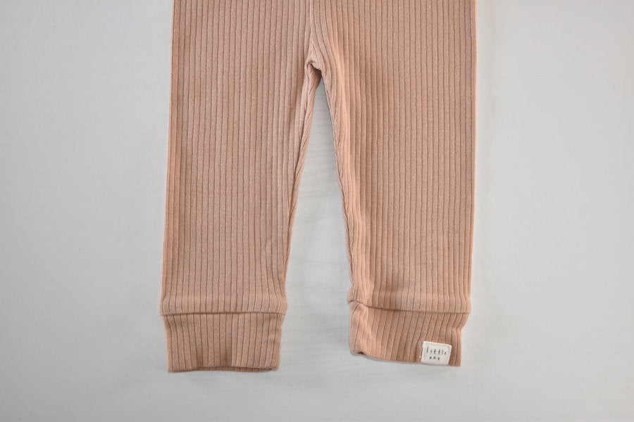 Peach ribbed leggings