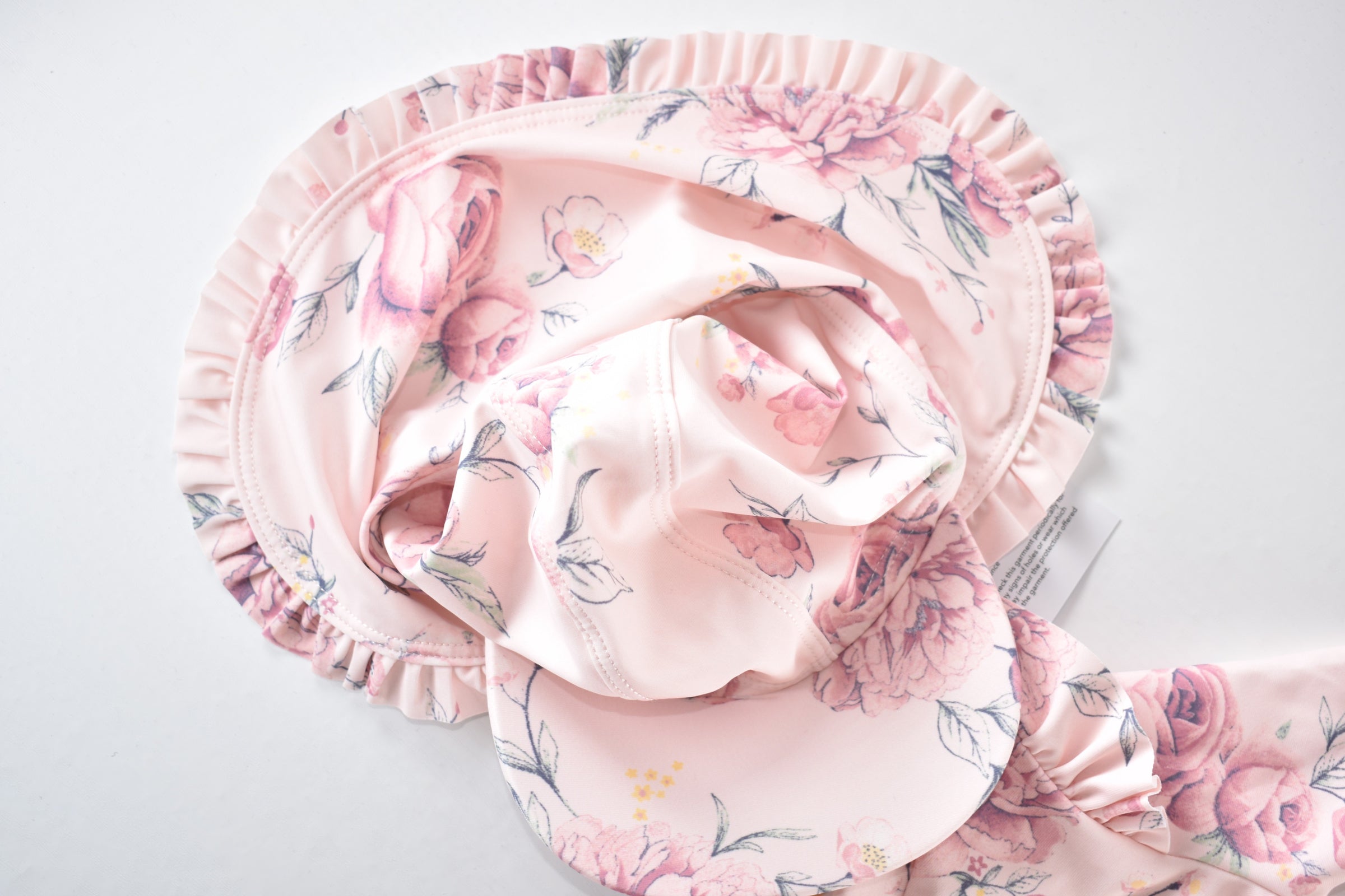 Floral UPF 40+ swimsuit & sun hat set new with tag