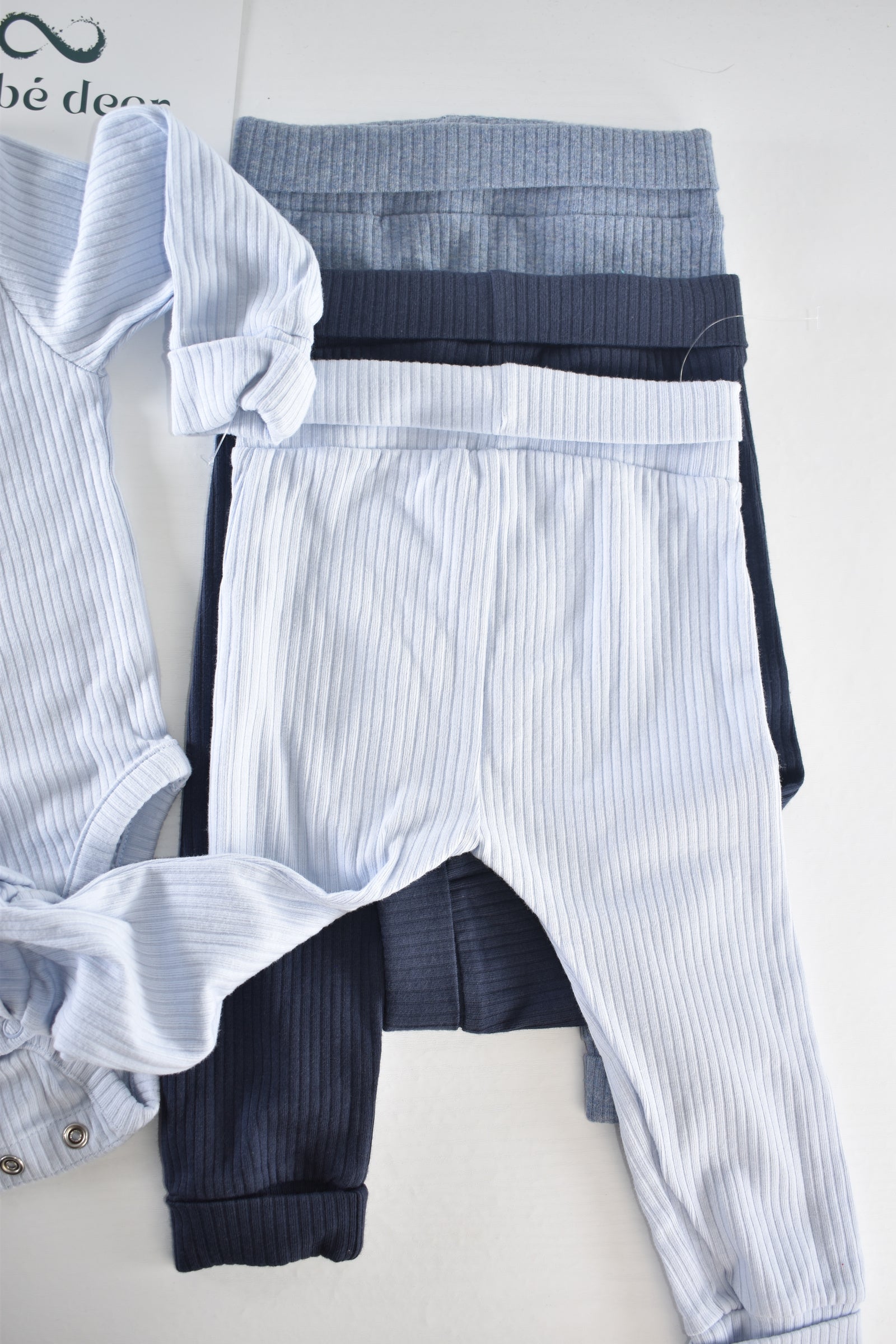 Ribbed essentials set