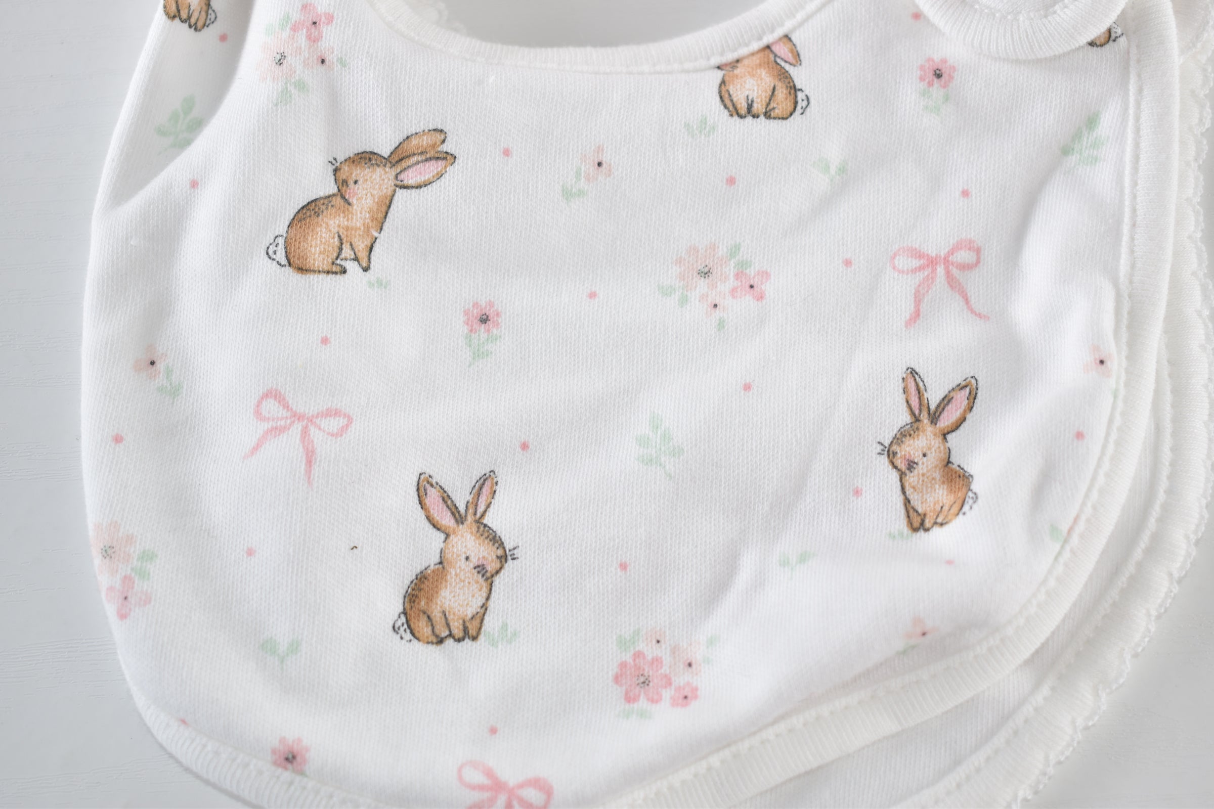 George Baby New with Tags Bunny Bib Set