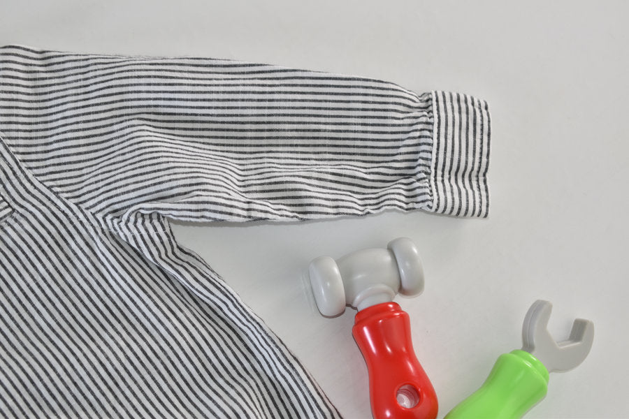 Black and white striped long-sleeve shirt-style bodysuit