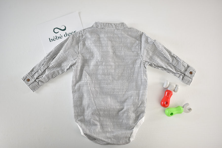 Black and white striped long-sleeve shirt-style bodysuit