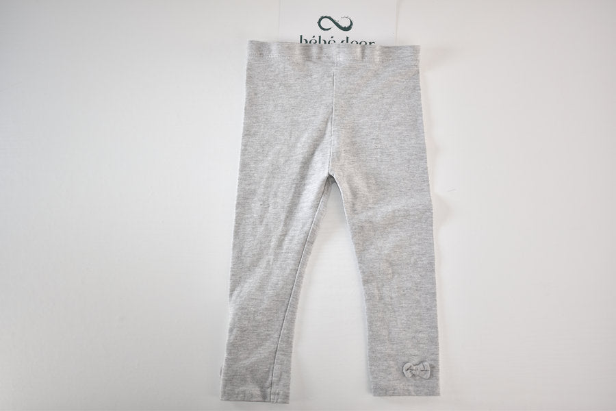 Grey leggings with bow detail