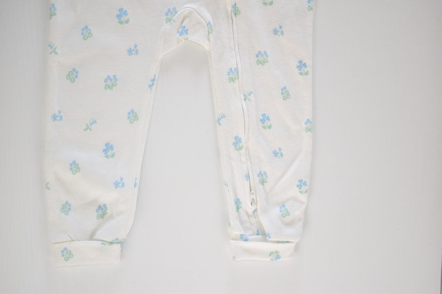 White floral sleepsuit with double zip