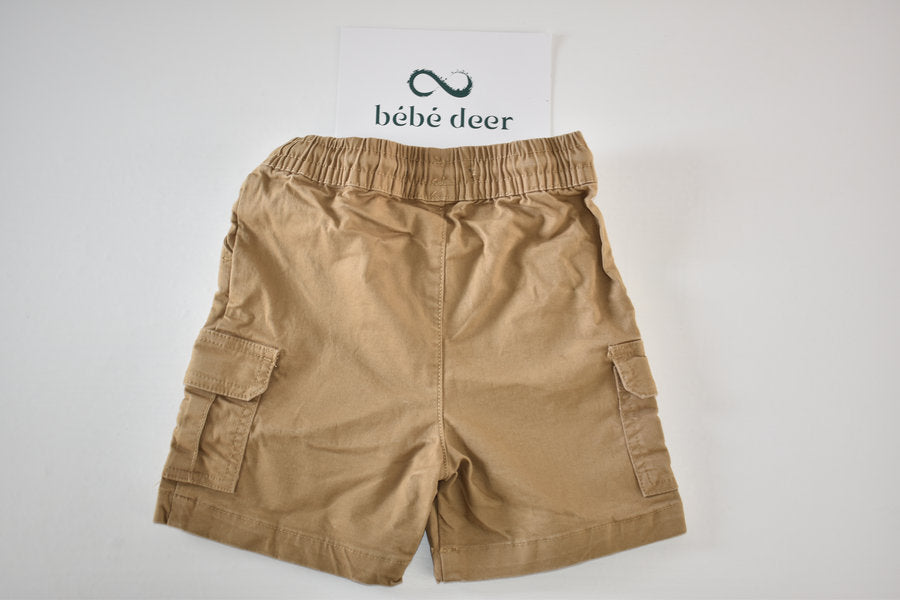 Beige/Brown cargo shorts with pockets