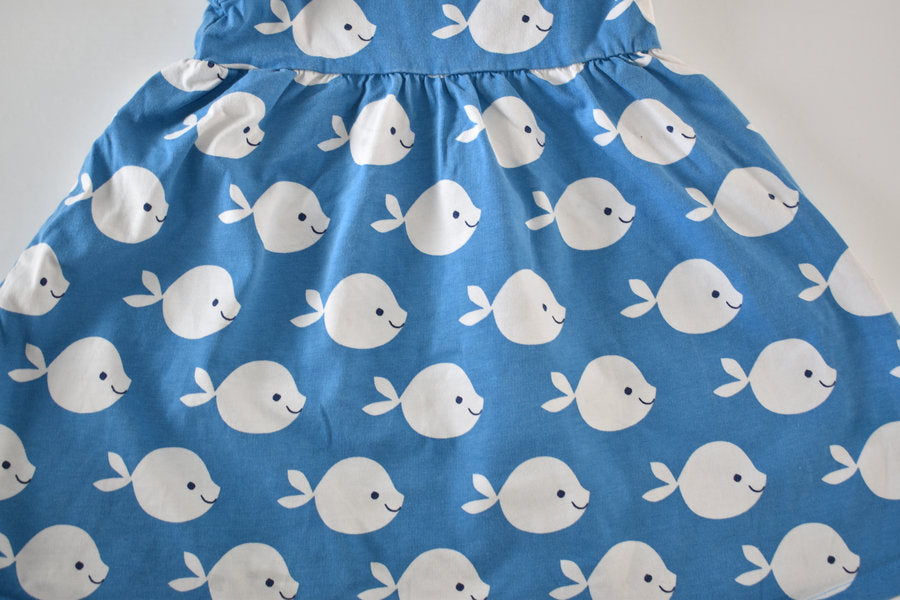 Blue whale print sleeveless dress