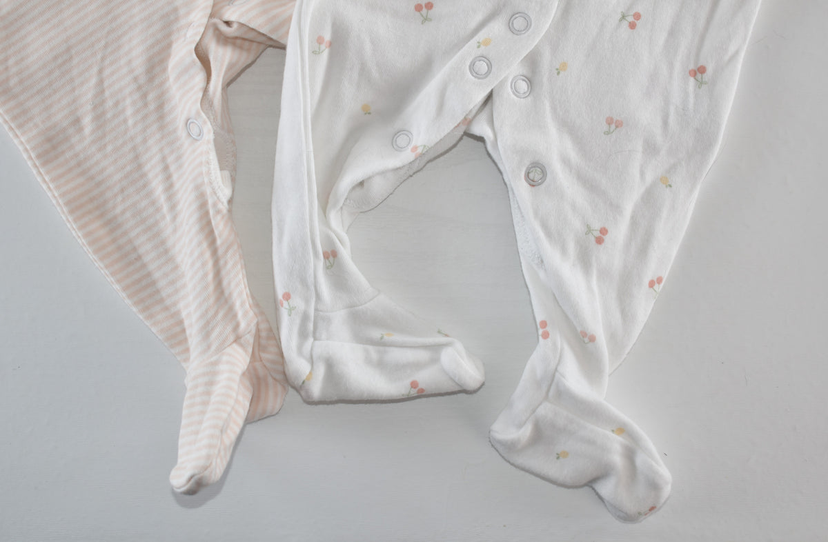 Set of 2 sleepsuits soft pink and white