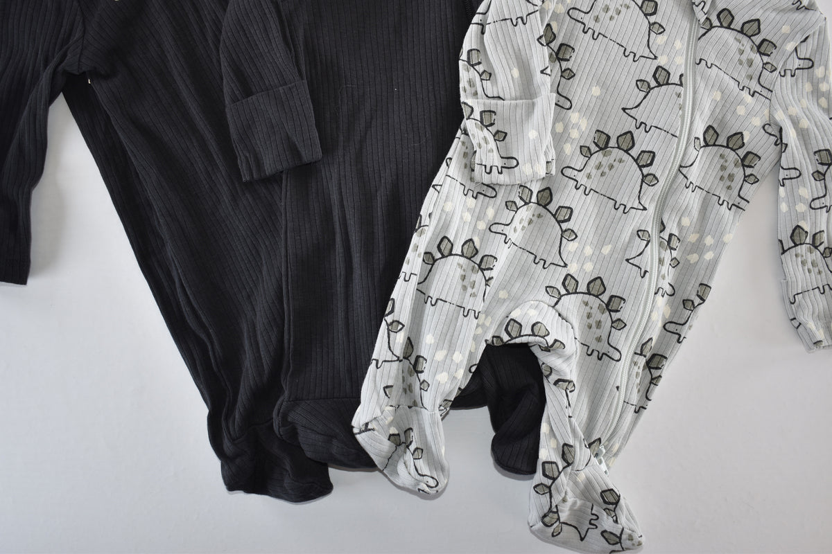 Set of 1 bodysuit & 3 sleepsuits