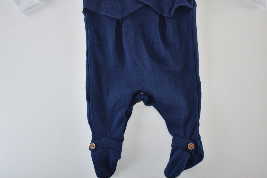Smart bear outfit
