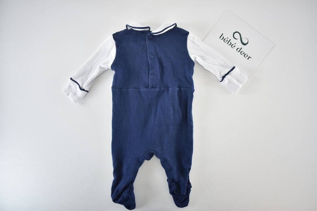 Smart bear outfit