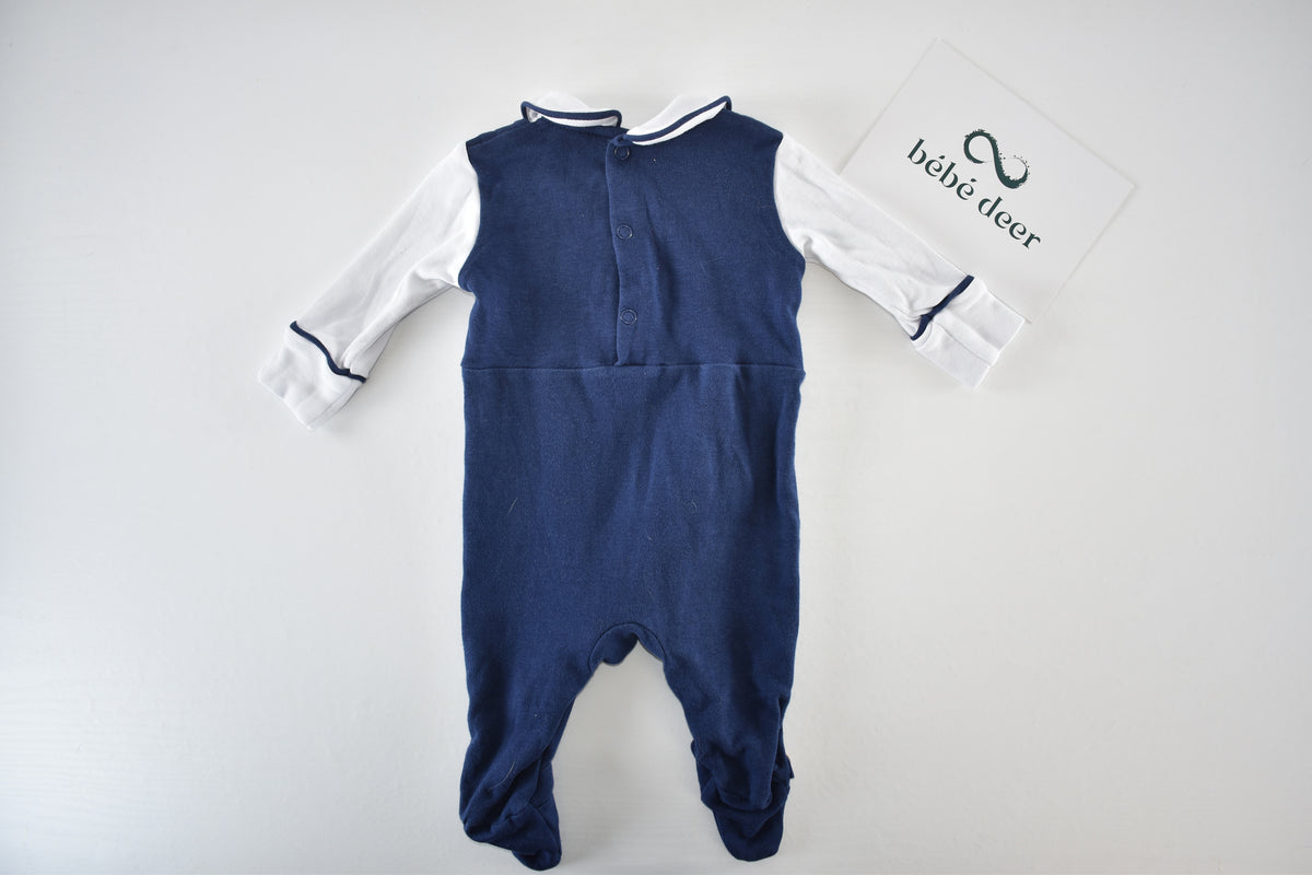 Smart bear outfit