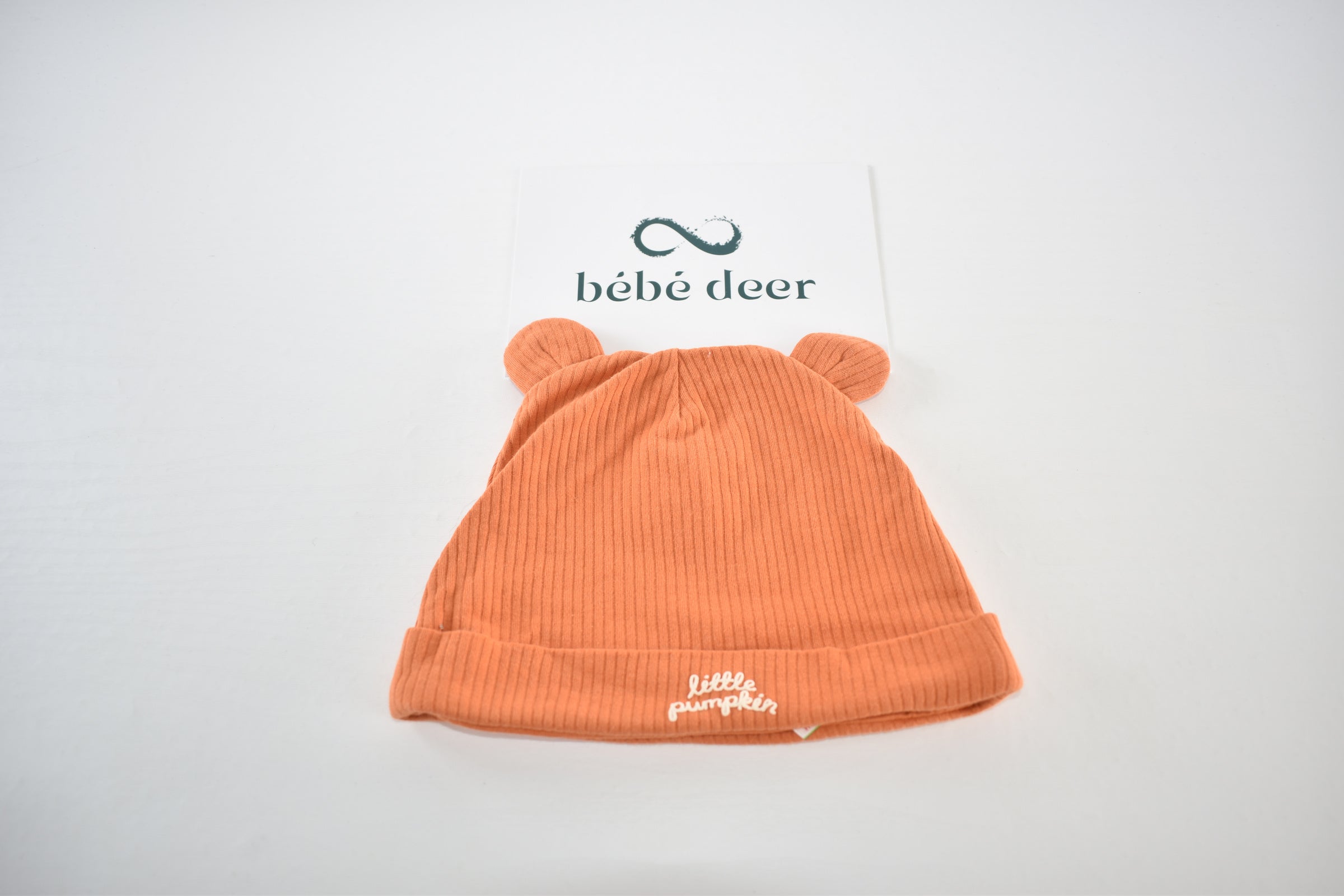 Little Pumpkin ribbed baby hat with bear ears