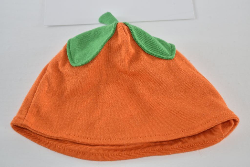 Pumpkin baby hat with green leaf detail