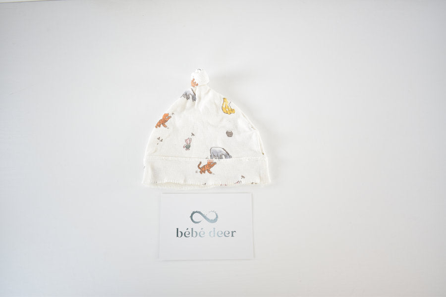 Winnie the Pooh double layer hat 6/9 months