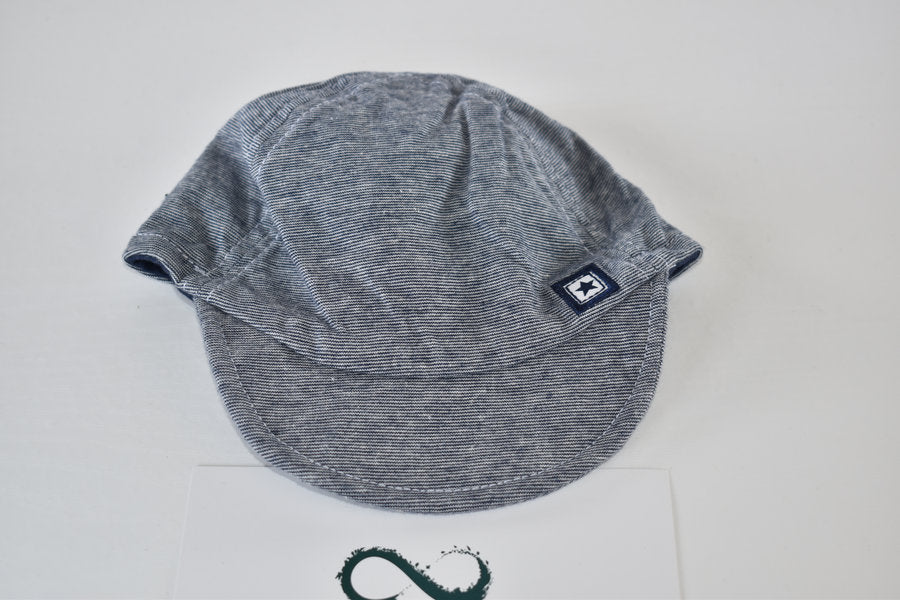 Striped cap 12/18 months