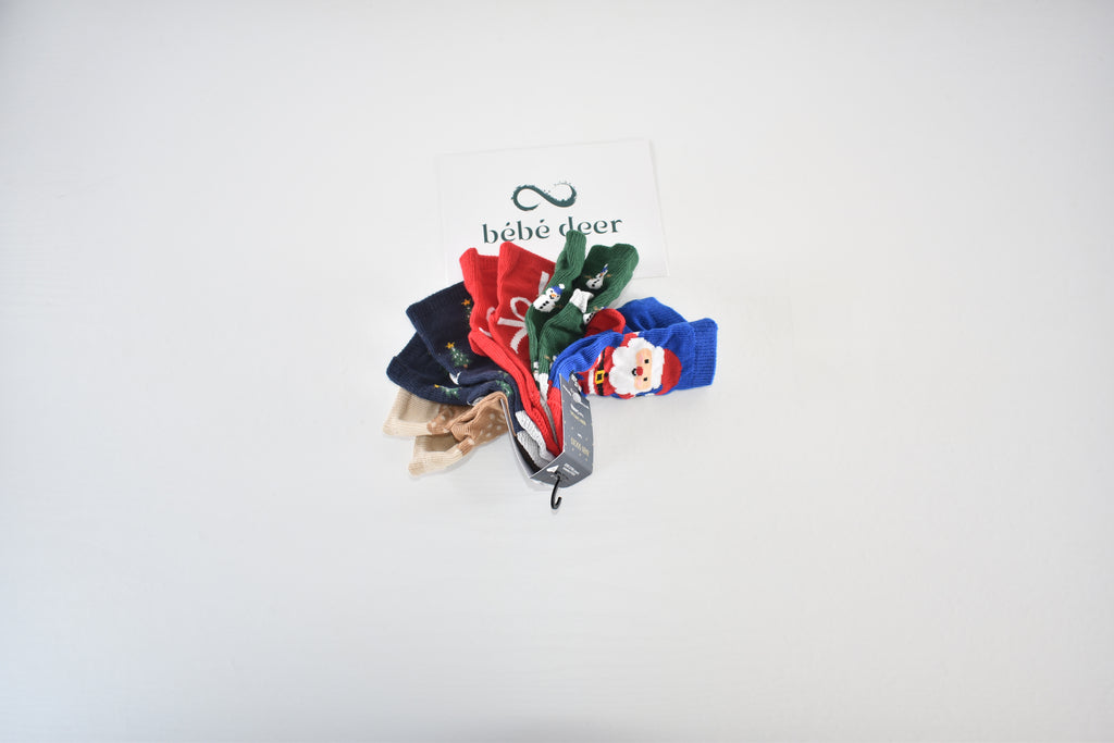 Christmas baby socks new with tag