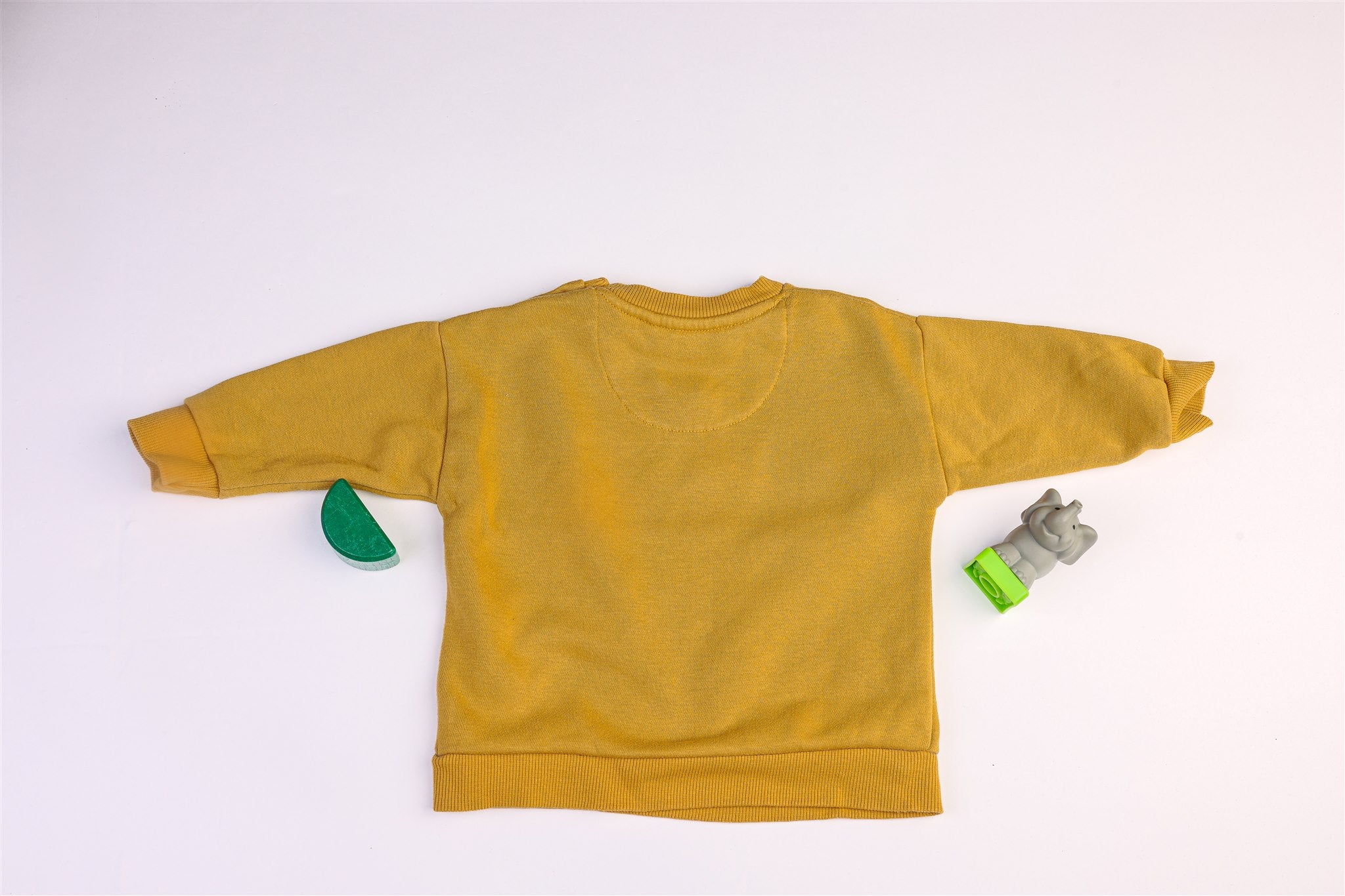Yellow "Los Angeles, California, USA" jumper
