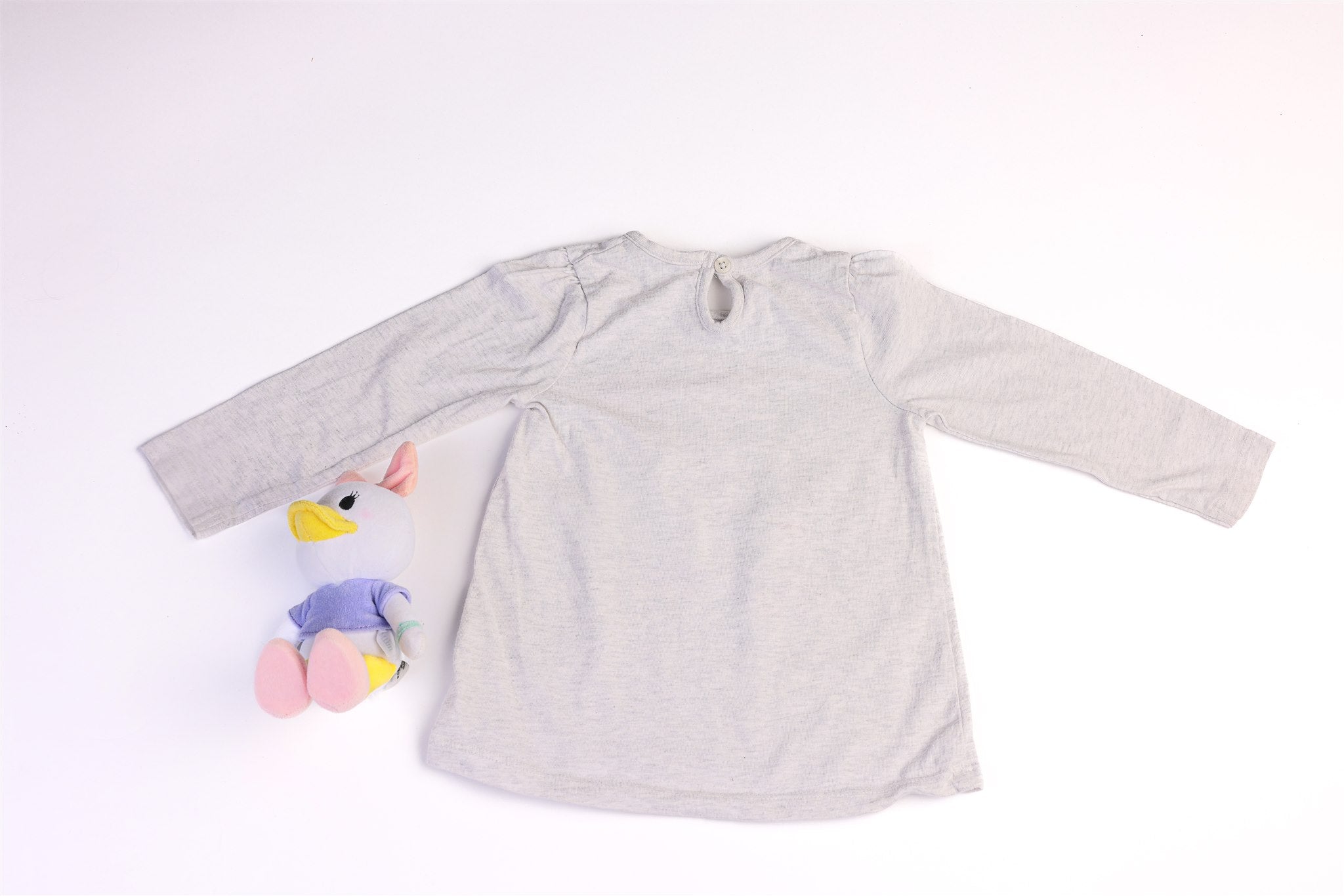 Grey top with a little pink bunny "I Love My Mummy"