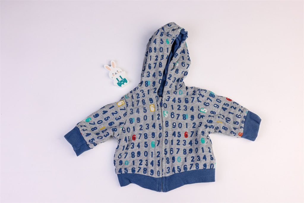 Hooded jacket with numbers